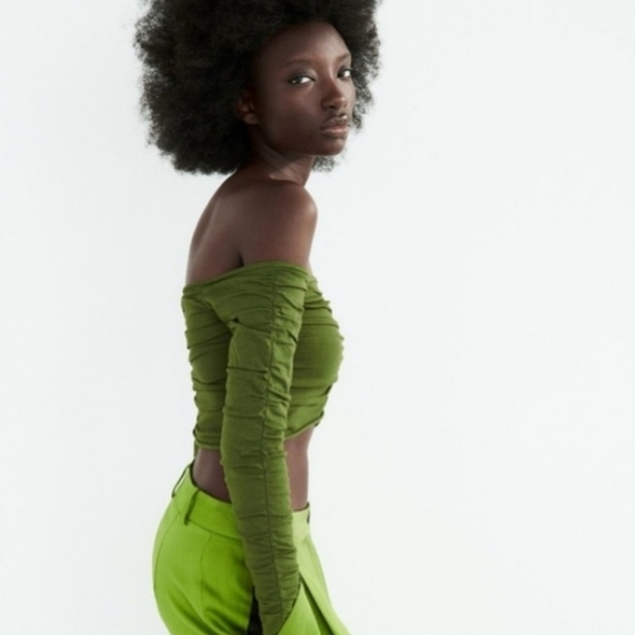 Zara Olive Green Ruched Off the Shoulder Crop Top S like new - Picture 2 of 7